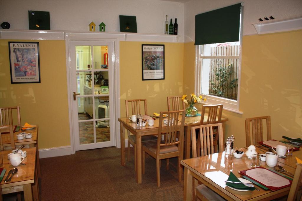 St Marguerite Bed & Breakfast Paignton Exterior photo