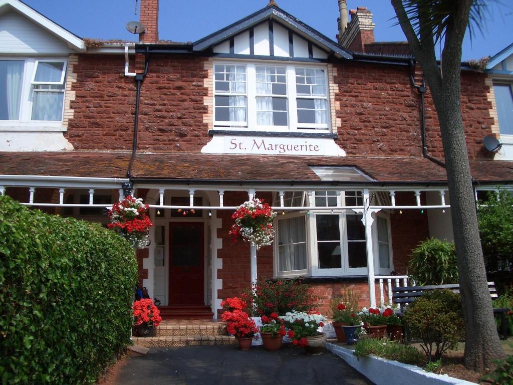 St Marguerite Bed & Breakfast Paignton Exterior photo